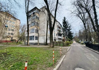 Parc Avgan! Sec. Riscani, str. Miron Costin. 2 camere + living. Bilaterala! Euroreparatie!!!15