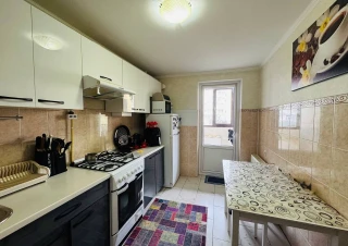 Spre vânzare apartament cu 3 odăi în sectorul Ciocan, str. Maria Drăgan.8