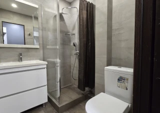 Centru, apartament cu 1 dormitor și living spațios.6