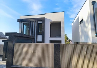 Spre vinzare casa in stil Hi-Tech 180 mp 3 nivele zona verde4