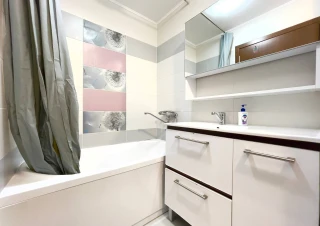 Sec. Riscani, bd. Moscova. 2 camere. Prima Linie. Parc Avgan! Reparat si Mobilat! Priveliste spre Parc!!!7