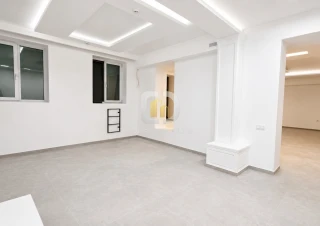 Spațiu comercial de vânzare | Prima linie | Str. Alexandru cel Bun 9811