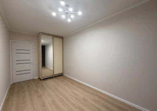 Parc Avgan! Zona Rîșcani, str. Miron Costin. 2 camere. Renovare euro!!!3