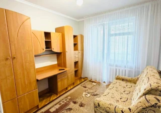 Sector Rîșcani, bd. Moscova. 4 camere. Prima linie. Parc Mezon! Reparat și mobilat! Bilateral!!!3