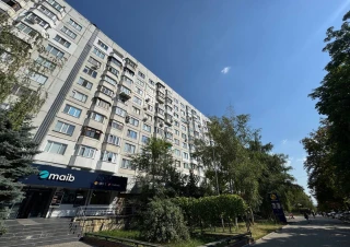 Serie MS!!! Sector Rîșcani, bd. Moscova. 2 camere. Prima linie. Parc Avgan! Reparat și Mobilat!!!