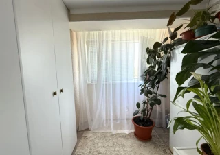 Serie MS!!! Sector Rîșcani, bd. Moscova. 2 camere. Prima linie. Parc Avgan! Reparat și Mobilat!!!3