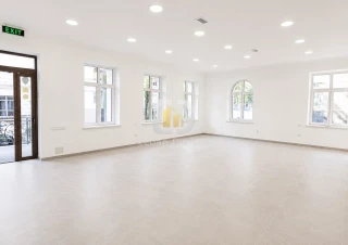 Spațiu comercial de închiriat – Centru, str. Alexandru cel Bun 983